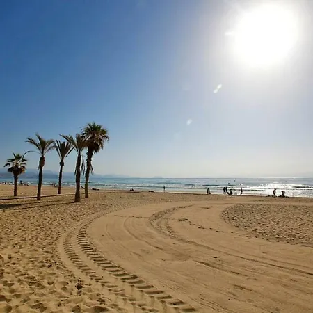 아파트 San Juan Beach Views - Beach & Pool